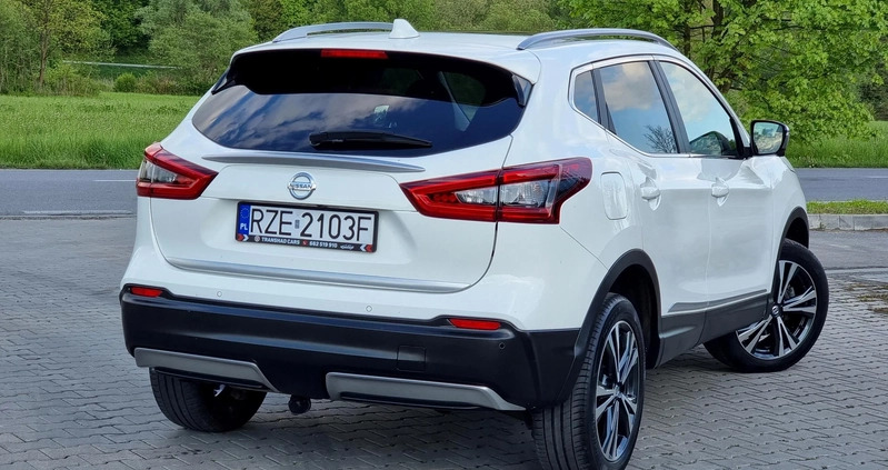 Nissan Qashqai cena 84300 przebieg: 37100, rok produkcji 2017 z Oświęcim małe 781